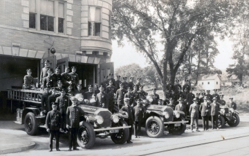 1925